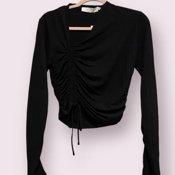ASTR the Label Asymmetrical Black Long Sleeve Ruched Top V Neck Size Medium - Picture 2 of 11